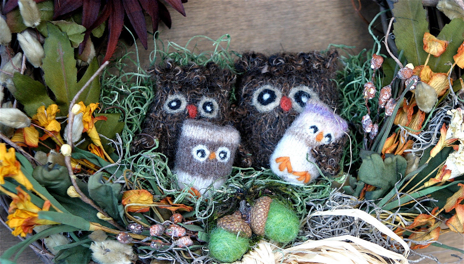 Fall Halloween Thanksgiving Owl Woodland Family, Flowers, Acorns 12" Wreath... (woolcrazy)