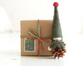 Christmas Ornament Kit, diy handmade Xmas Decoration, Waldorf and Felt Pine Cone Gnome - The Magic Onions Crafting