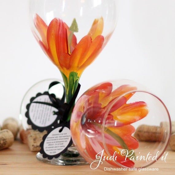 Tropical Hibiscus hand painted wine glass - FREE personalization, dishwasher safe
