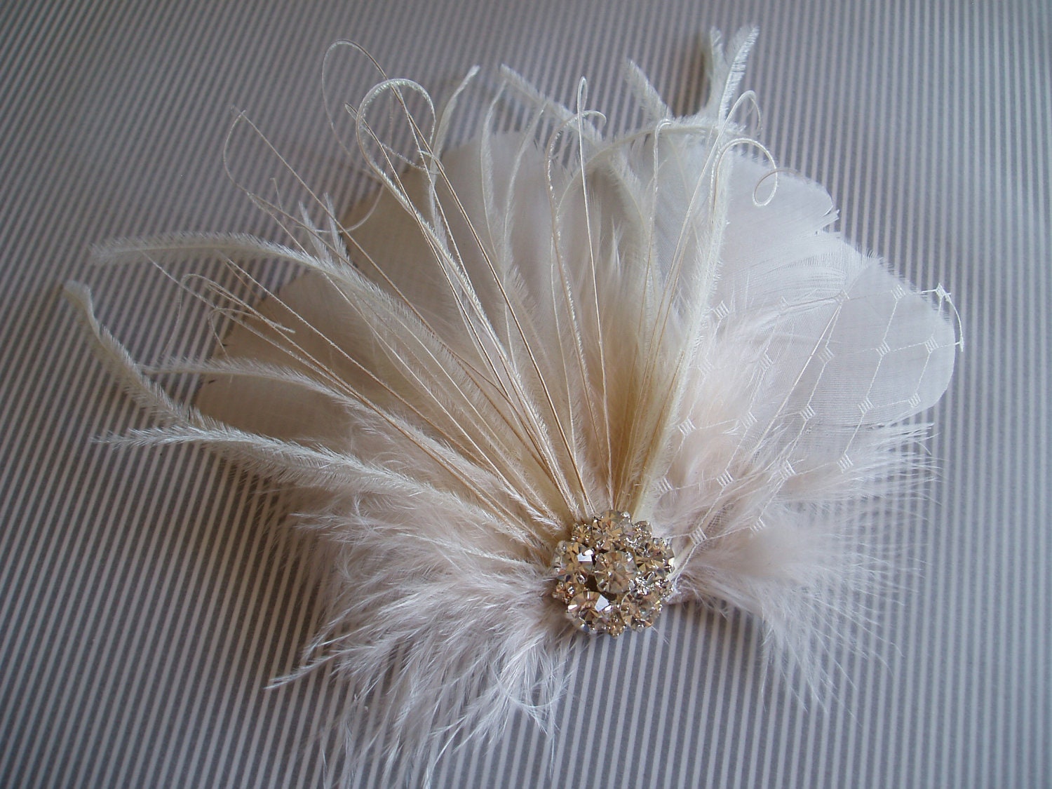 Ivory Wedding hair accessory, Bridal hair accessories, Wedding hair piece, Fascinator Clip, Ivory Hair Clip, hairclip