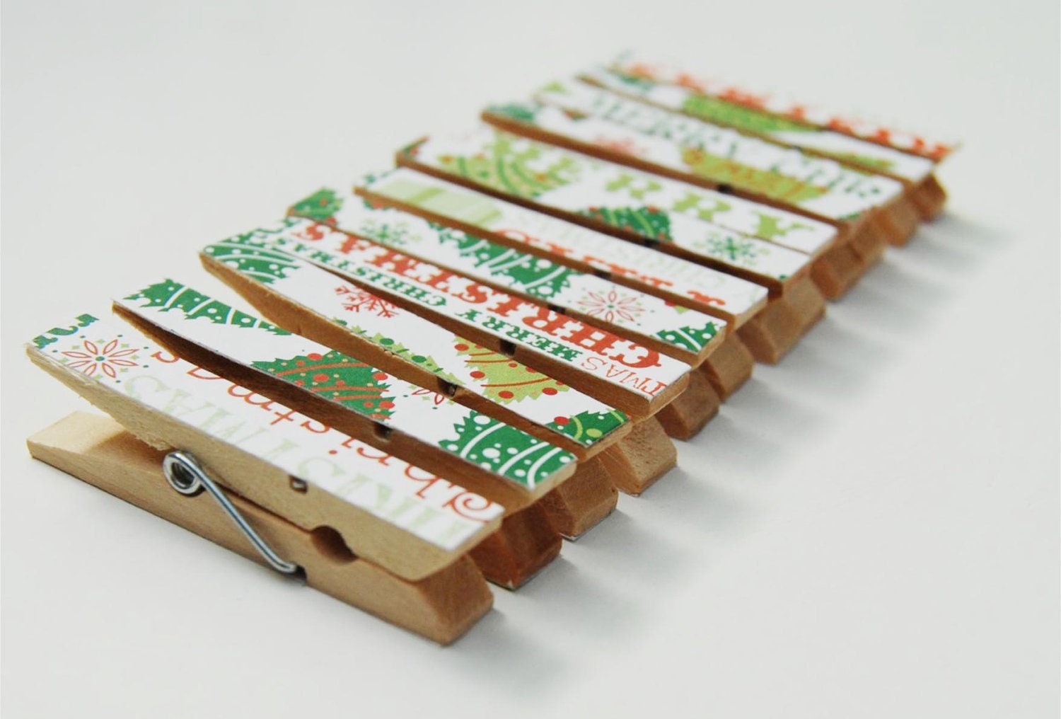 Assorted ornament / Christmas card holder clothes pin / pegs - mini size x 12