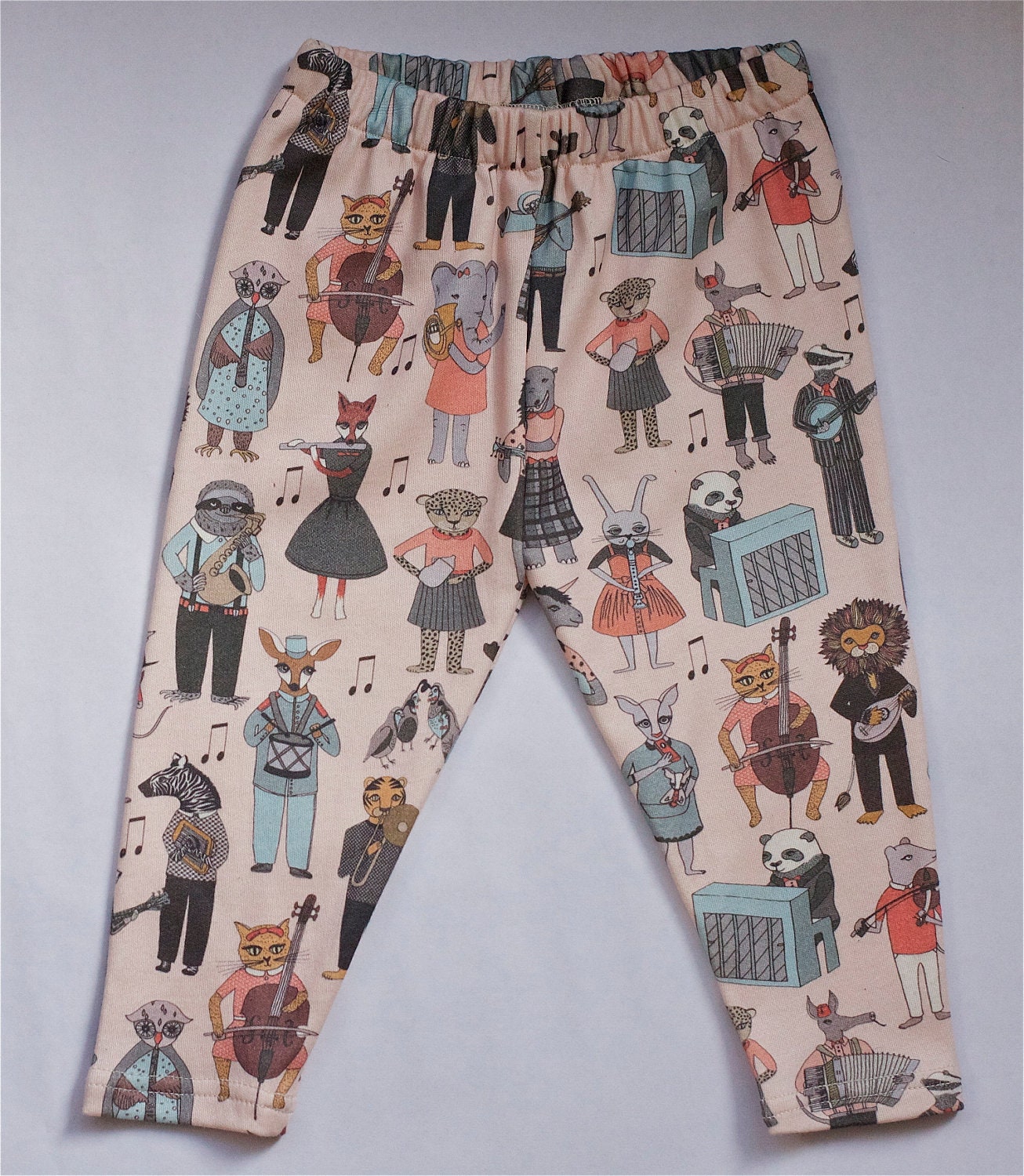littlefour organic cotton animals playing music print baby leggings handmade in San Francisco NB 3m 6m 12m and 18M