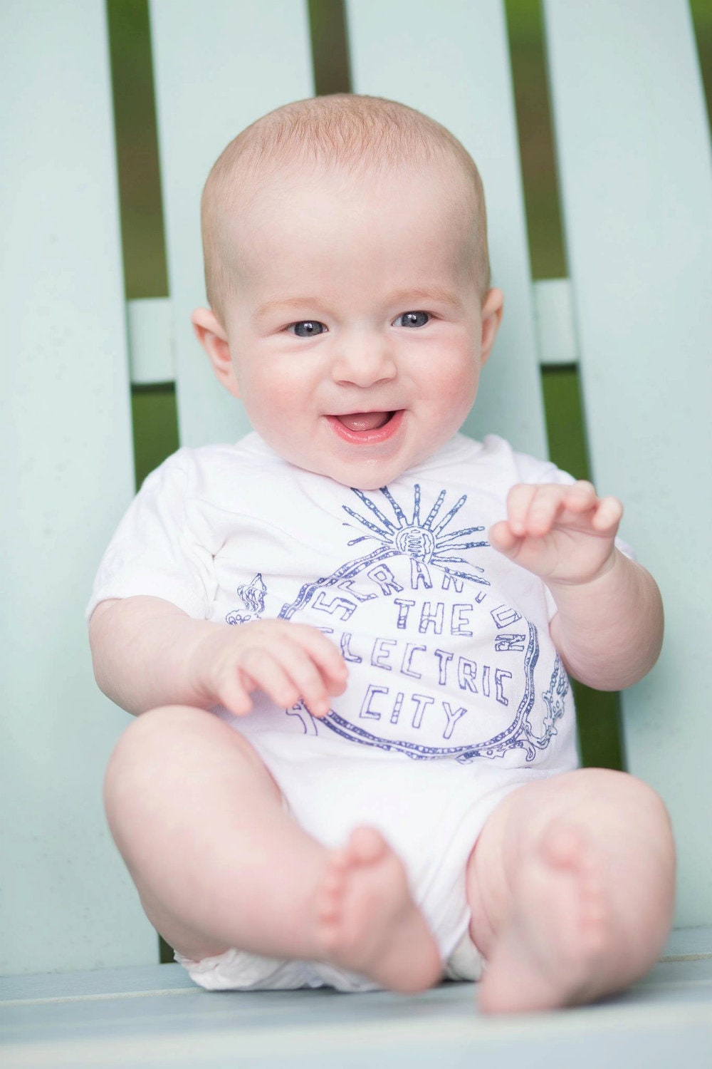 Electric City Baby White Bamboo Onesie - Size 12 Month
