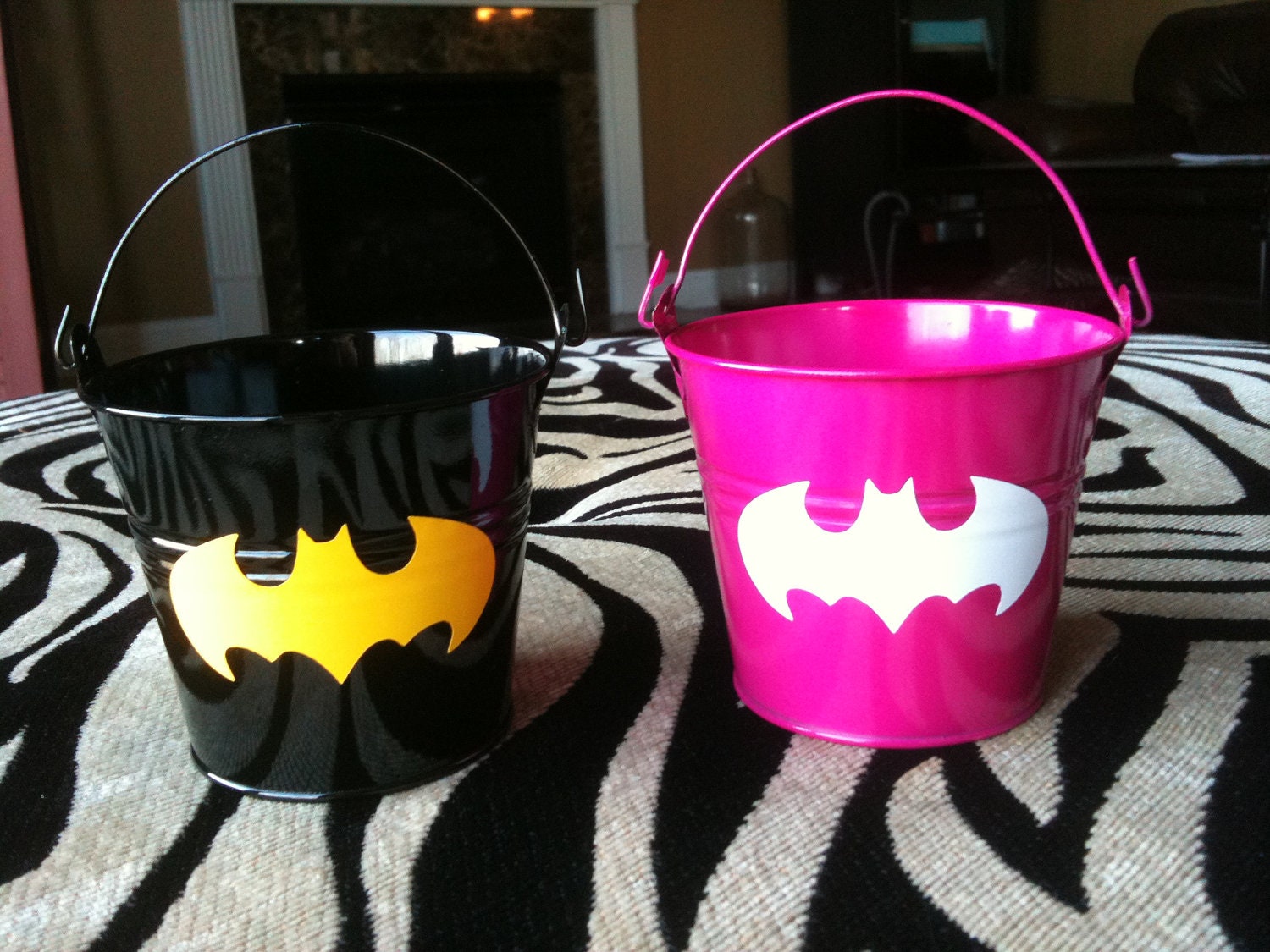 Children's Party Favor Buckets/ Treat Bag with Your Choice of Logo, Style 1