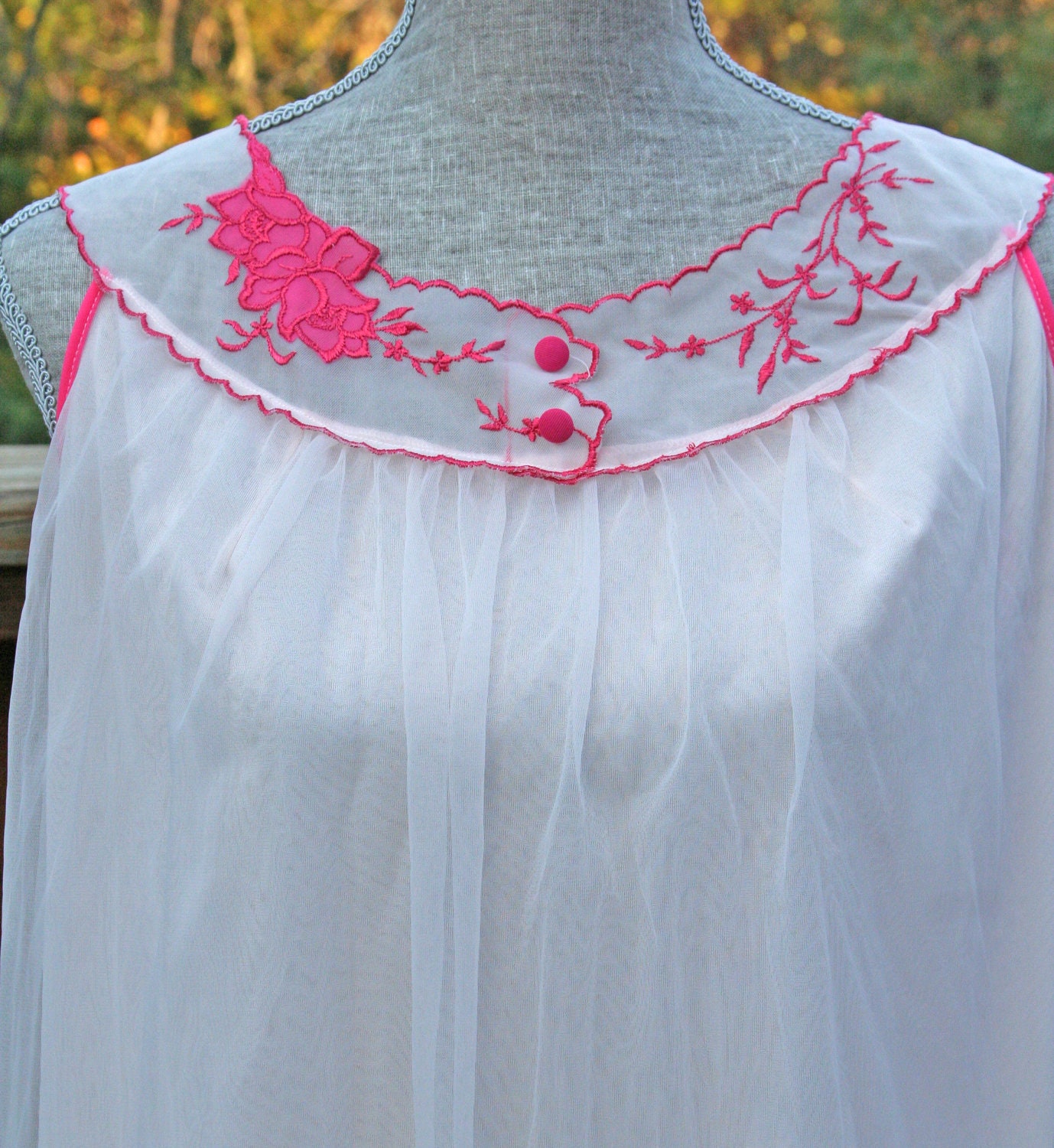 Vintage chiffon pink nightgown by Aristocraft size small