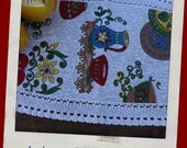 Vintage European Folk Mini Runner