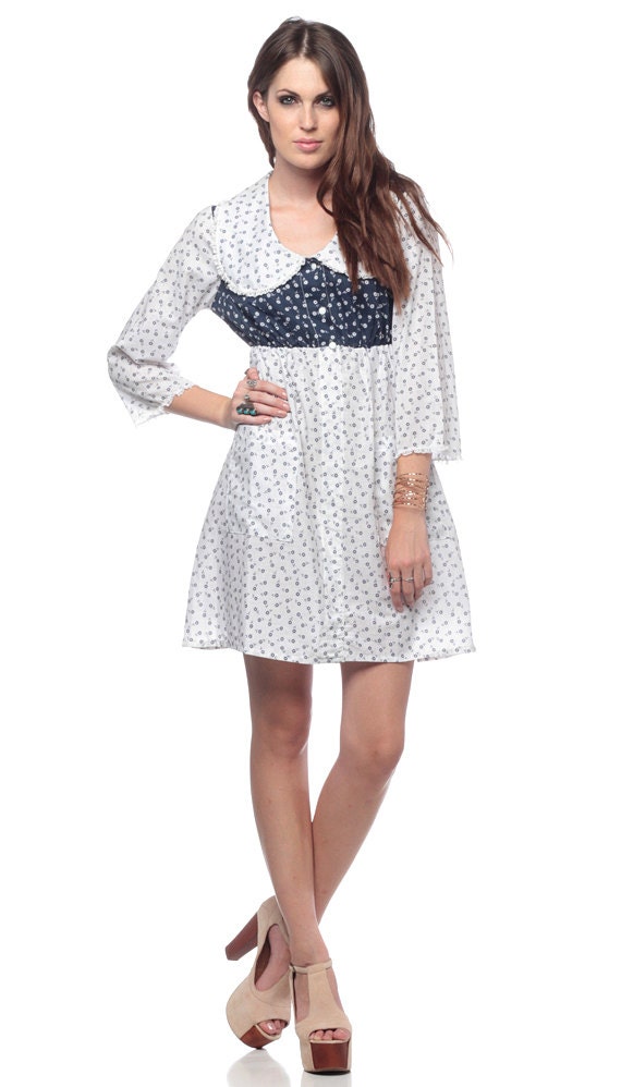 Peter Pan Collar 60s Mini Dress Babydolly Calico Floral White Navy Cotton Dolly Empire Waist Pockets Mini Dress Small Medium