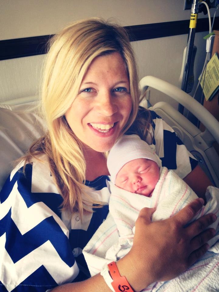Maternity Hospital Delivery Gown in Navy Chevron