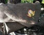 durable, light weight carry all with a feminine touch