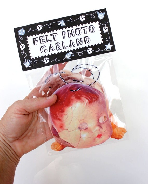 Creepy Vintage Doll Head Garland