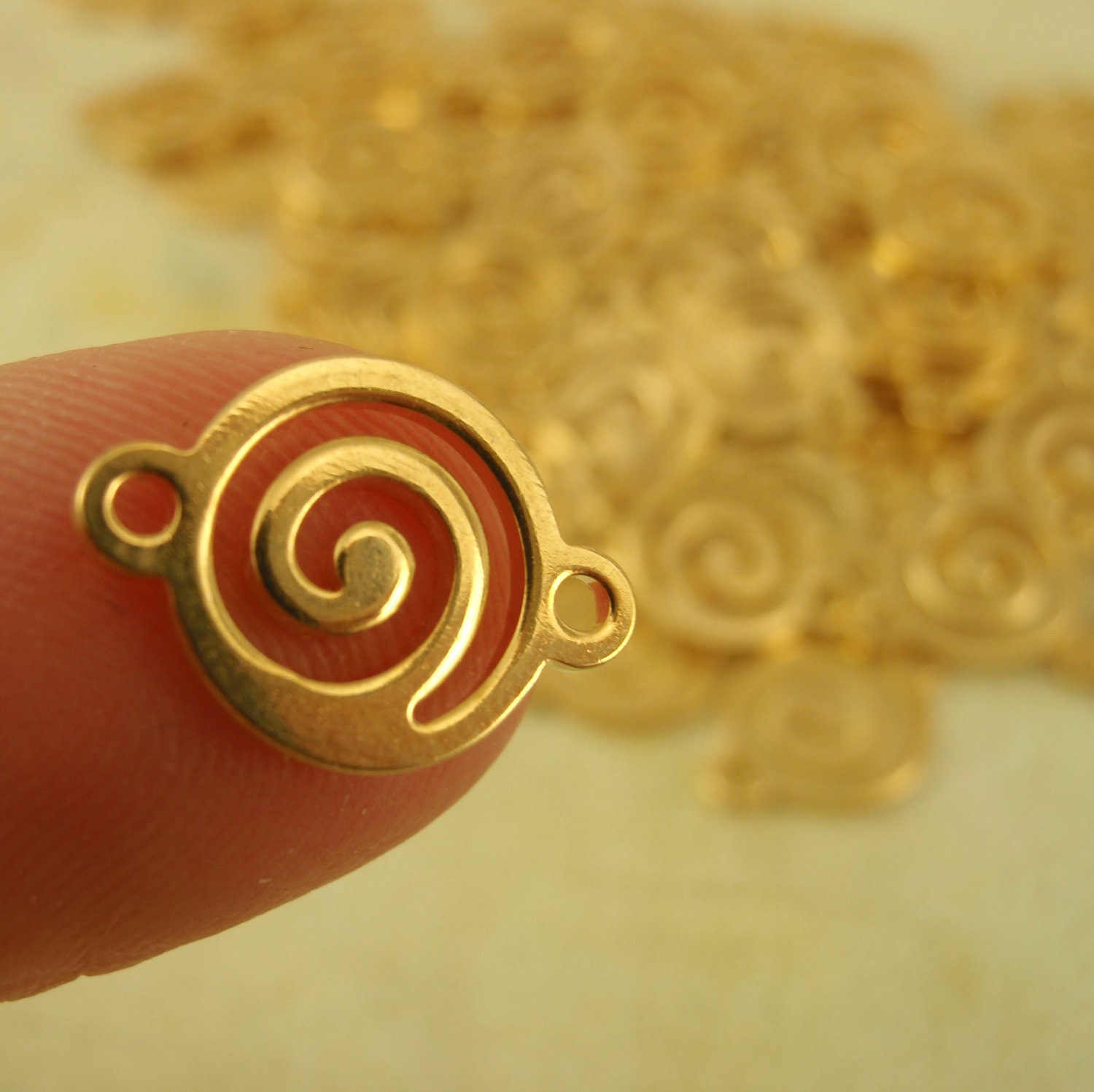30 Swirly Links - 10mm - Silver or Gold Plated - The Perfect Quantity to Make Several Bracelets and Several Pairs of Earrings