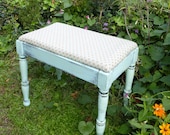 Quaint Cottage Bench Vintage Poppy Cottage