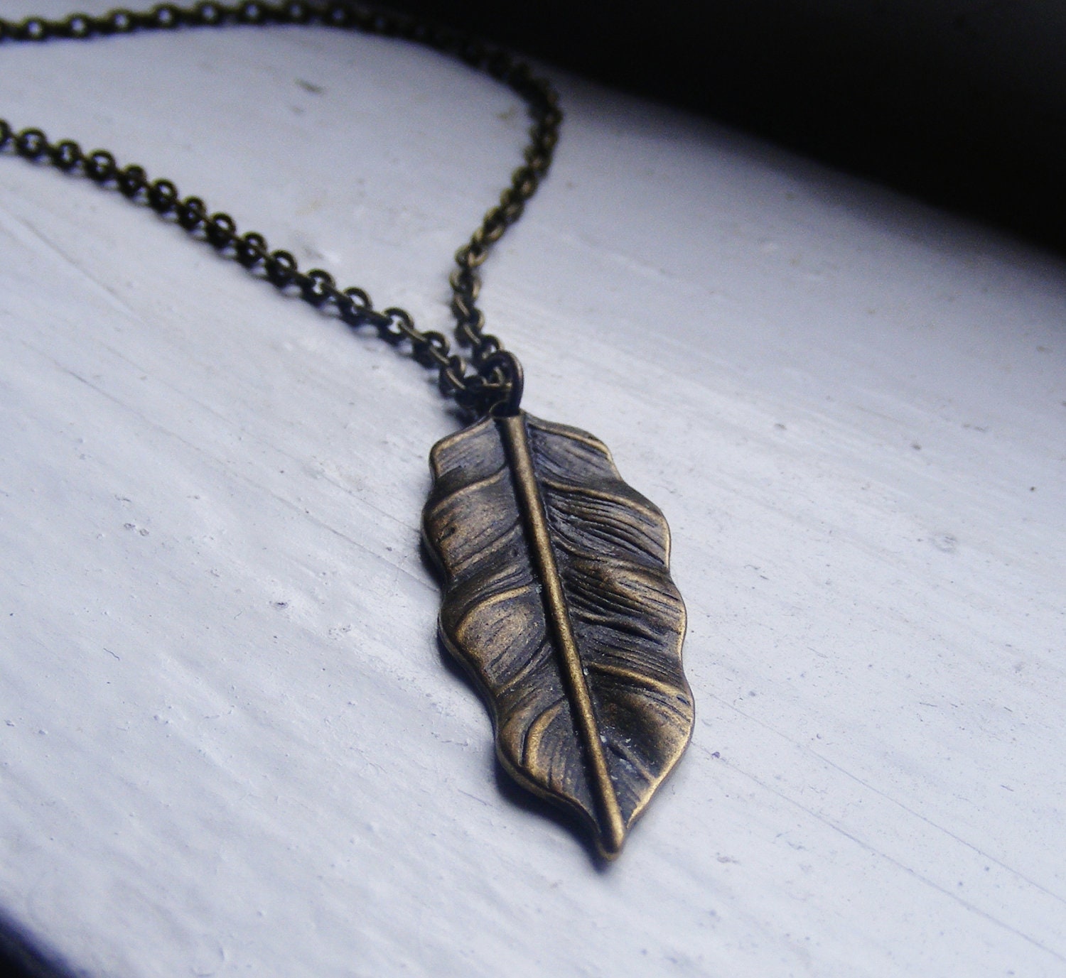 Feather Necklace. Nature Inspired Jewelry. Vintage Inspired Necklace. Stylish Jewelry. Celebrity Style