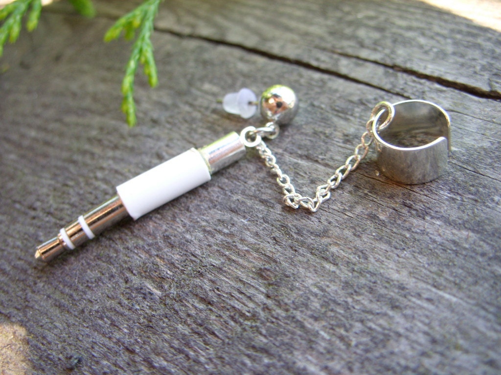 ear cuff earring iPod mini jack earring apple geek jewelry mac white grey upcycled recycled geekery for her geeky girl apple jewelry