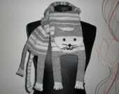 Hand-knitted grey cat scarf