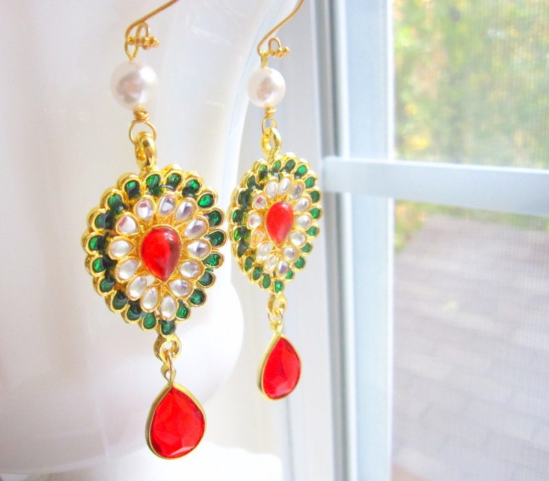 Indian Style Earrings Bollywood Rhinestone Red Green Pearl by MinouBazaar