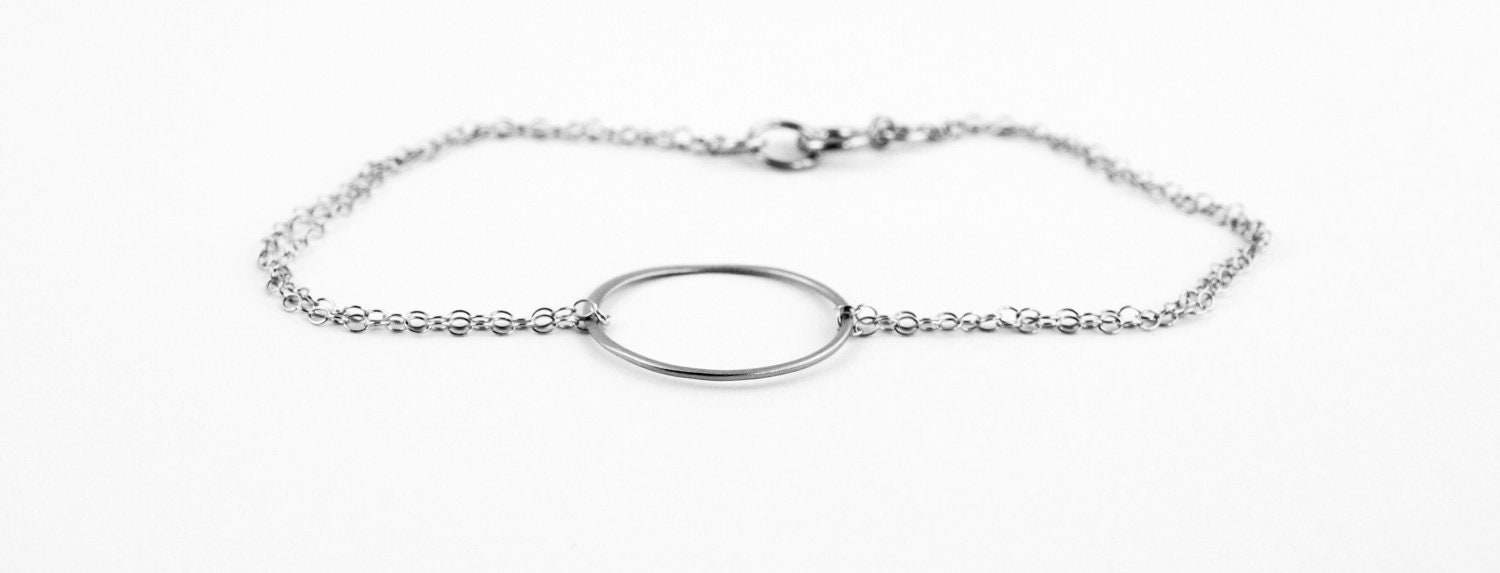 Silver Circle Bracelet in Sterling Silver - Delicate - Minimal - Modern Bracelet