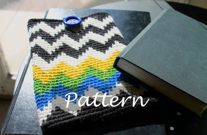 CROCHET PATTERN for Mary's Chevron Pouch