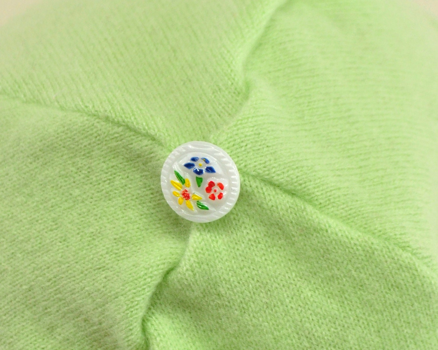 Gone To Paris Pastel Green recycled cashmere Hat M Czech Glass Flower Button