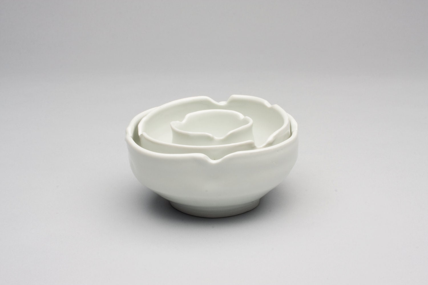BLOOM bowls condiment set in White on White Porcelain