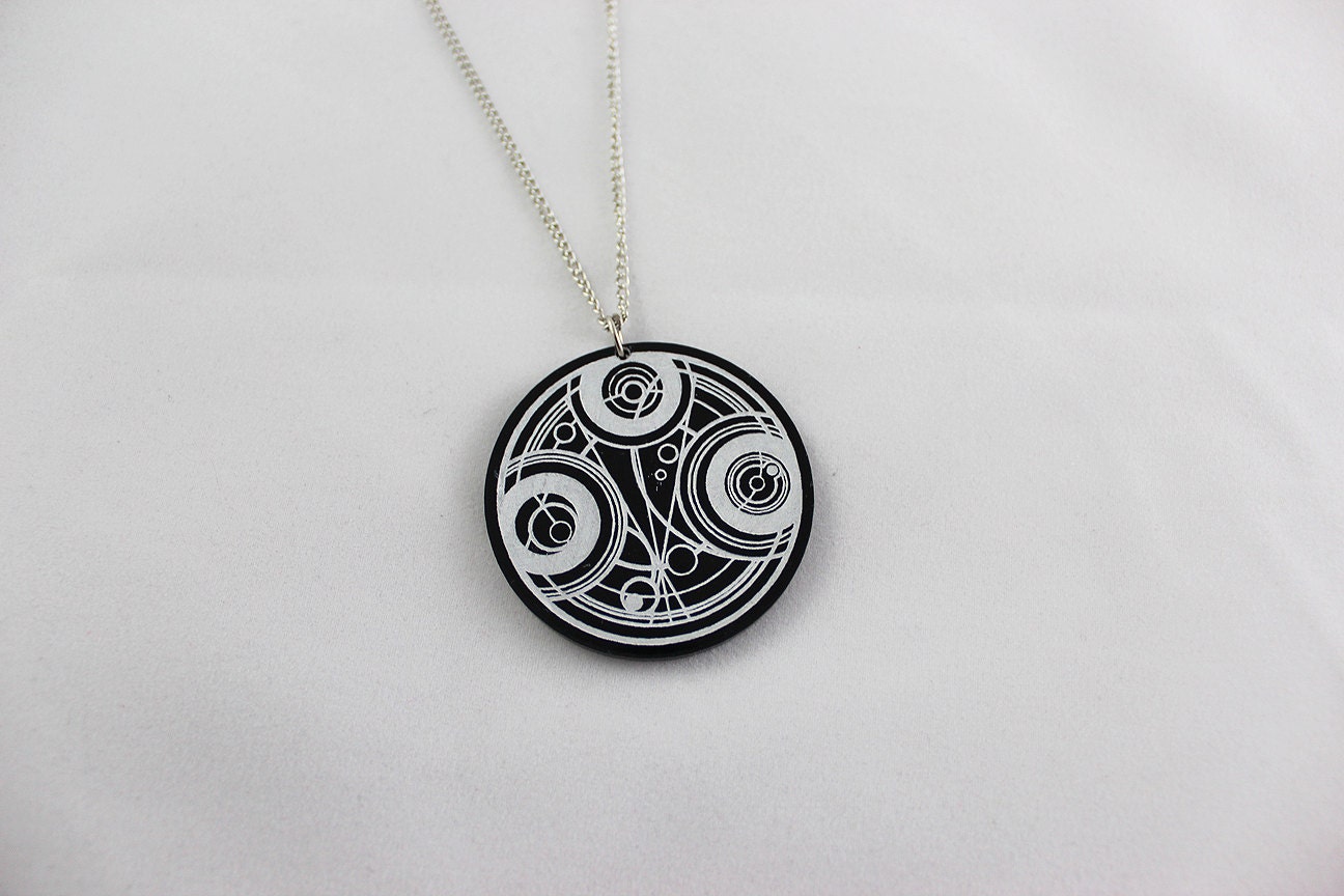 Doctor Who Necklace - Gallifreyan Timelord Seal Etched Pendant