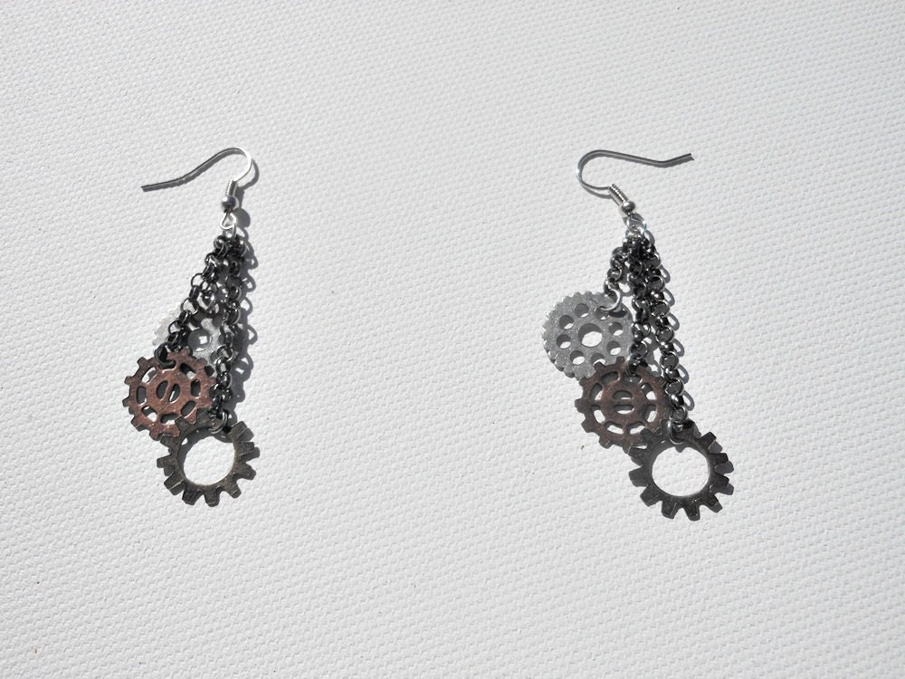 simple gear earrings