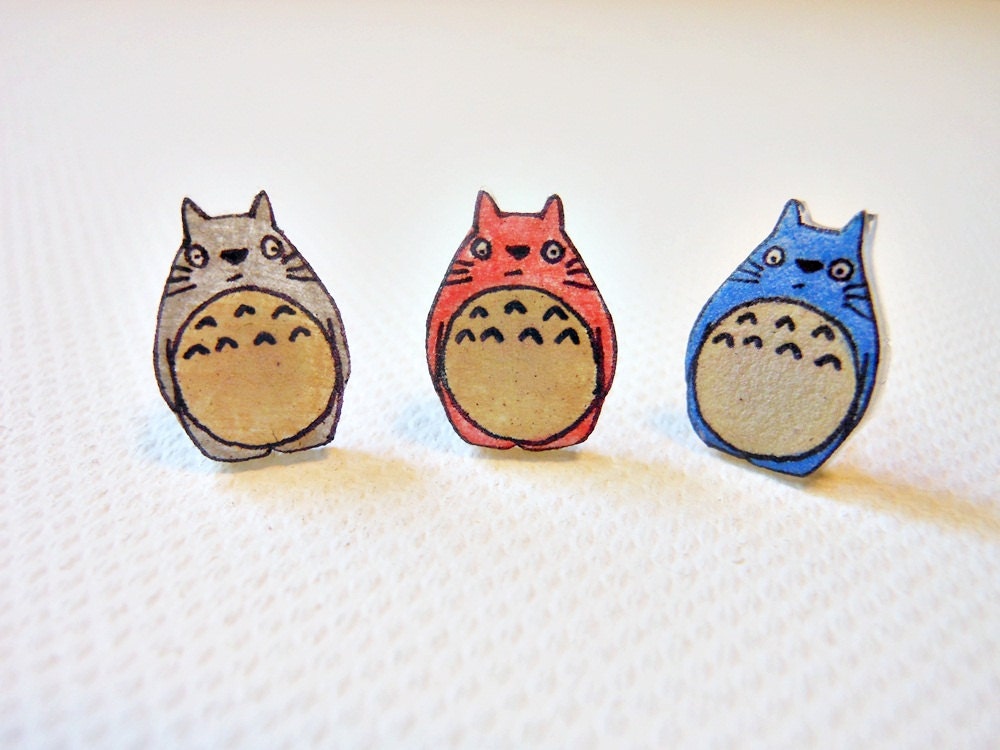 tiny totoro stud earrings