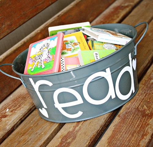 Metal Gray and White Personalized Bucket