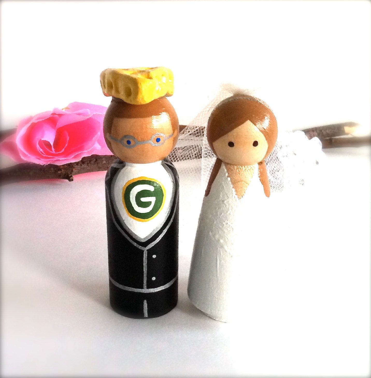 Wisconsin Cheese Head Green Bay Packers Sport Wedding Cake Toppers Sports Team Themed Cake Topper  Bride and Groom Groom Custom Football