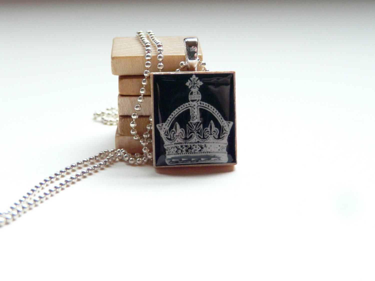 Black & White Crown Scrabble Tile Pendant With Silver Ball Chain Necklace (S2)