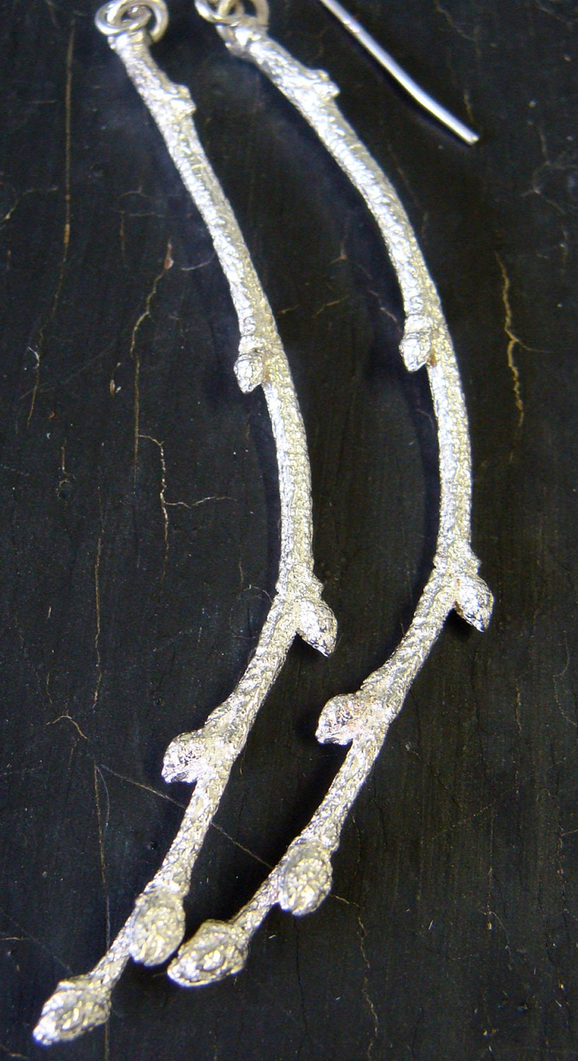 Wild Blueberry Branches on French Wires