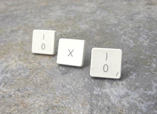 iTacks - OXO, Upcycled Mac Computer Key Thumbtacks - set of 3, gift, birthday