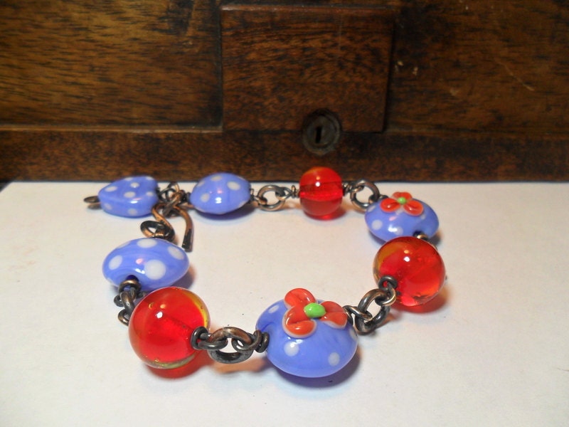 Swing Polka Dot Floral  Beaded Glass Bracelet