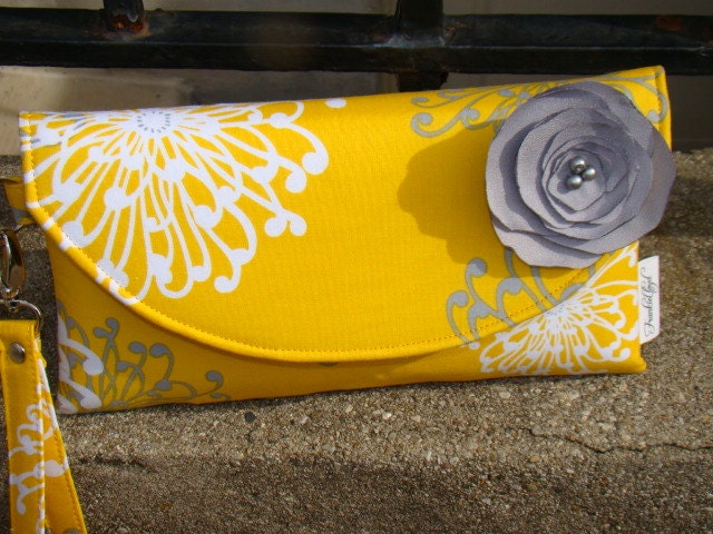 Yellow, Gray and White Clutch ... Robert Kaufman