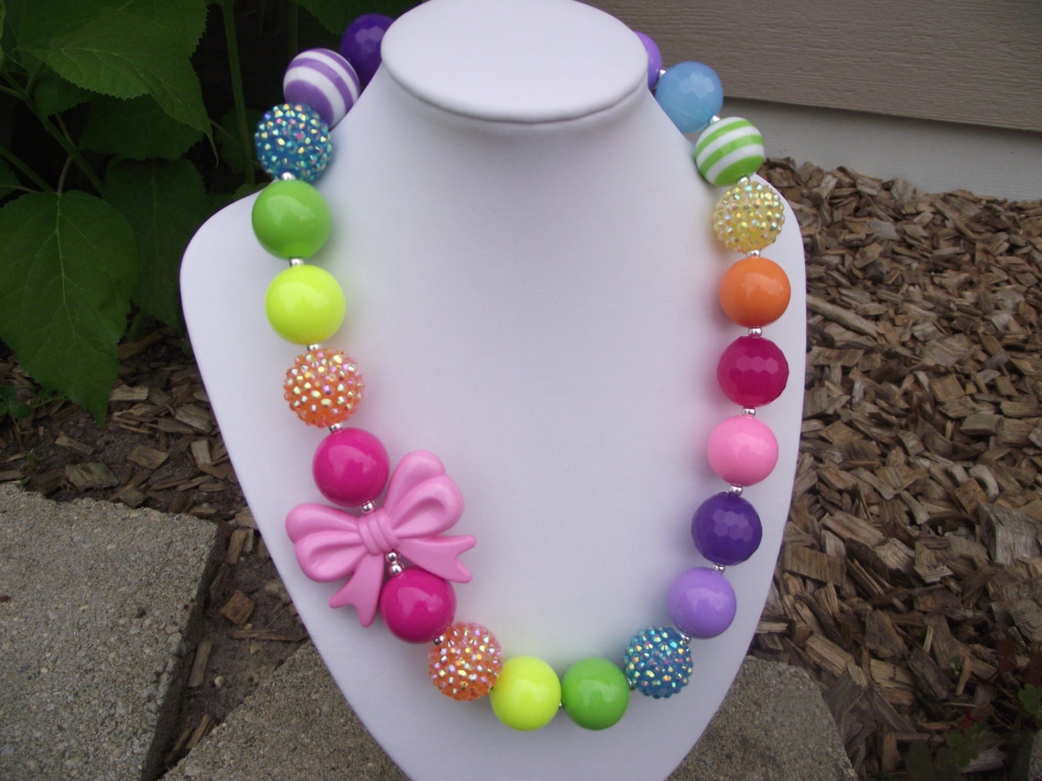 Rainbow with Pink Bow Chunky Necklace, Bubblegum Necklace, Gumball Necklace, Girl, Toddler, Teen, Women, Gift, Photo Prop