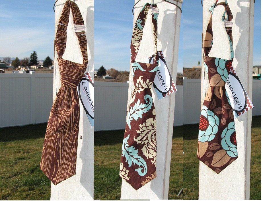 Stud Muffin Neck Tie Browns