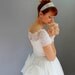 Sale - Vintage 1950s White Lace Wedding Dress. Tea Length. Fall Wedding. Audrey Hepburn. Full Skirt. Size Medium