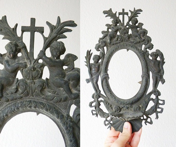antique french frame water font'''