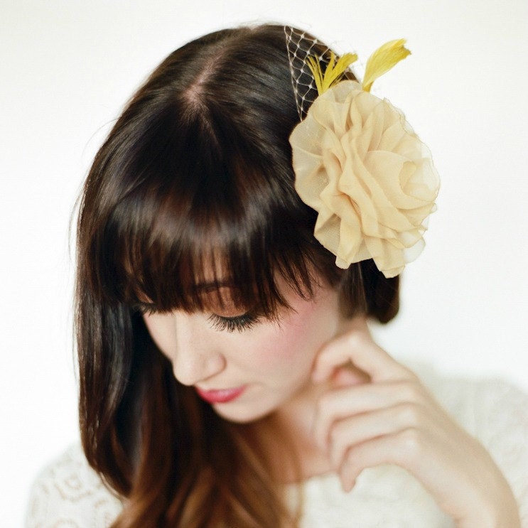 Soft Golden Flower Fascinator