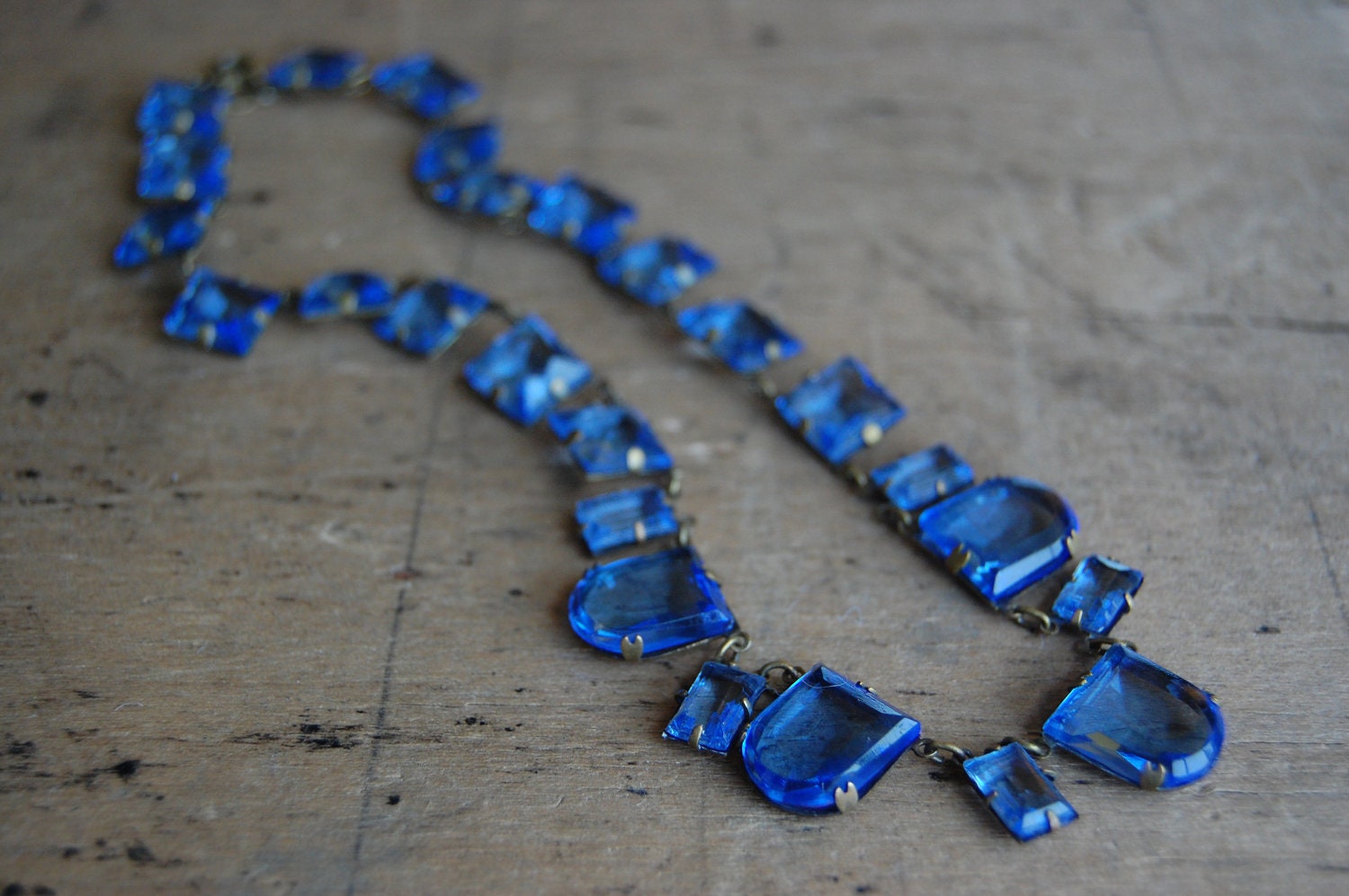 1930s Czech glass necklace / Art Deco jewelry