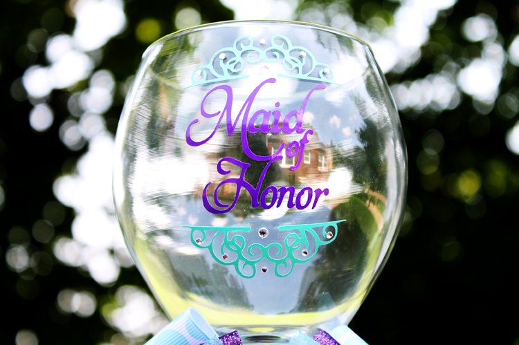 Personalized Maid of Honor Custom Name Bridal Wedding Shower Bachelorette Bridesmaid Groom Groomsman Marriage Wine Glass