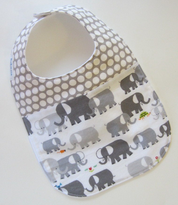 ORGANIC Baby Bib - Elephants Spot On / Babiease Baby Boutique / Custom Baby Gift Sets