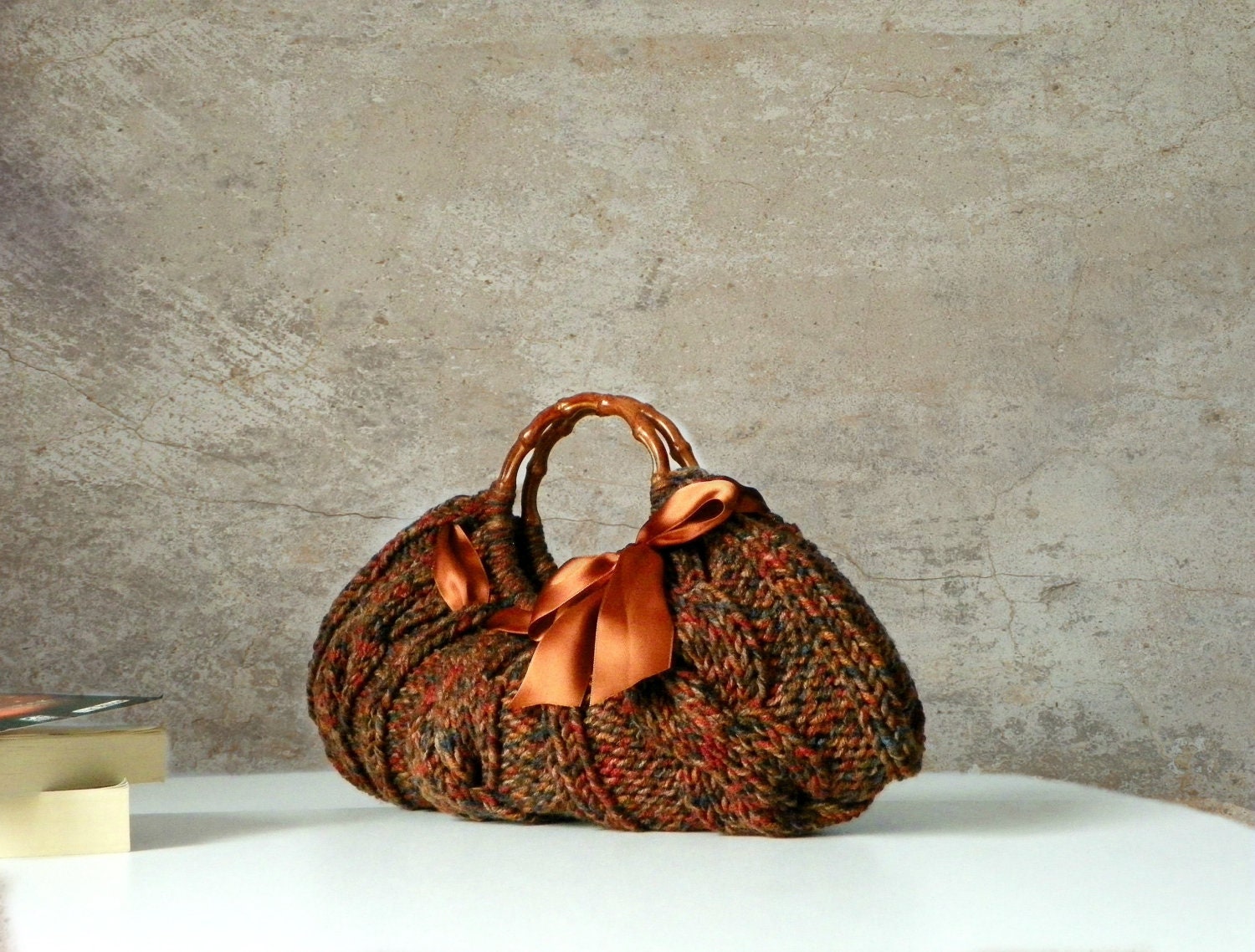 Women's Knit tote bag, handmade bag, accessories, Knitted Handbag, shades brown, autumn, fall, winter Bag, christmas gift, copper color bow