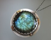 Amazing Blue Green Labradorite Necklace Pendant set in Sterling Silver and Gold