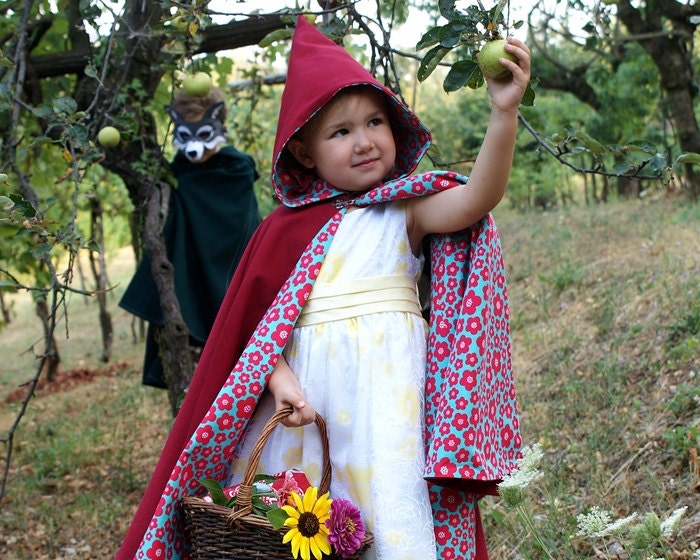 Hooded Cape PDF Pattern