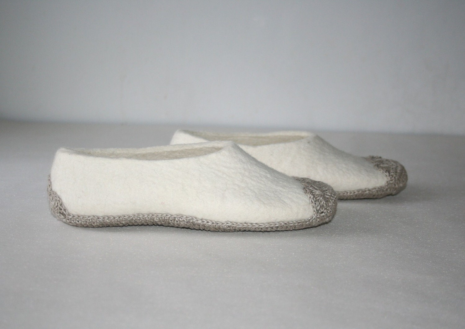 Women house shoes, felted slippers, Eco, handmade, ready, wedding