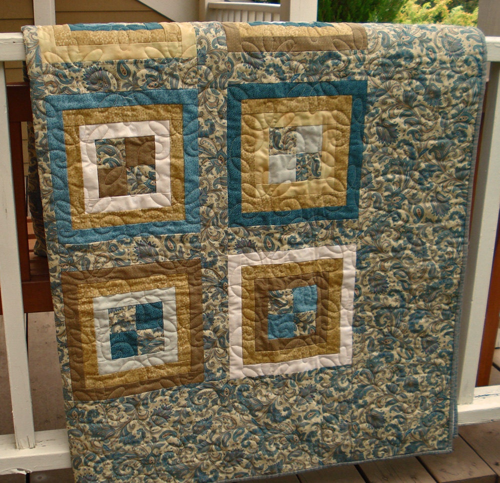 Shabby Chic Frames Lap Quilt