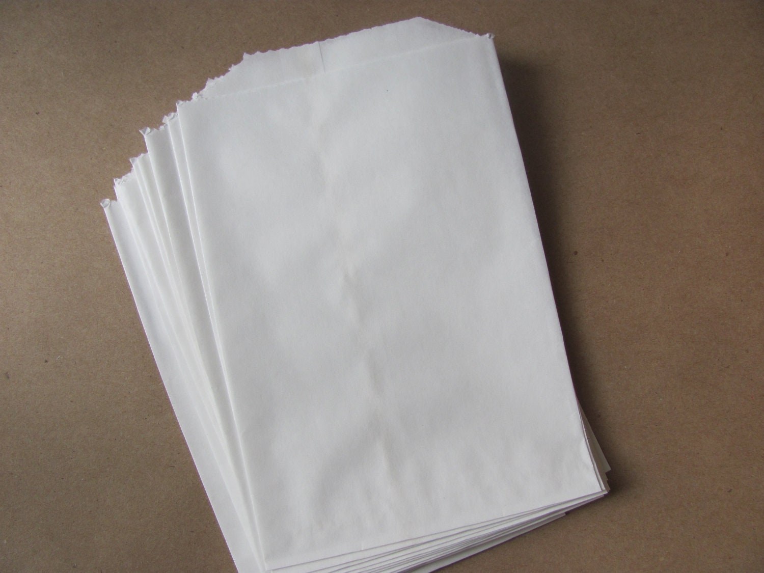 50 White Paper Bags 4 x 6" - Treat / Favor / Merchandise Bags - 4x6 Small / Medium - 4 1/4 x 6 - 1/4 Pound - QTY 50 Bags - 4.25 x 6