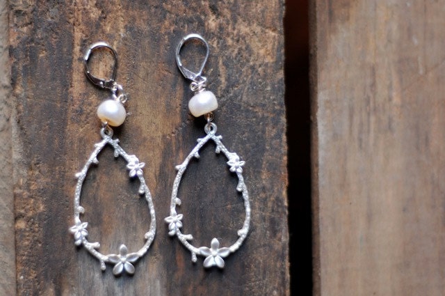 Pearl on a Silver Branch -  Oval Hoop Earrings
