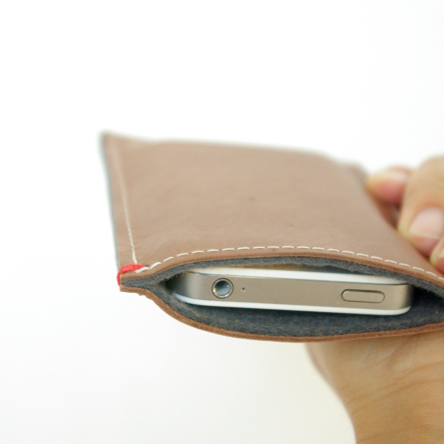 IPHONE 5 COVER LEATHER - cognac buffalo leather with woolfelt lining - new heritage - handmade in Holland - men